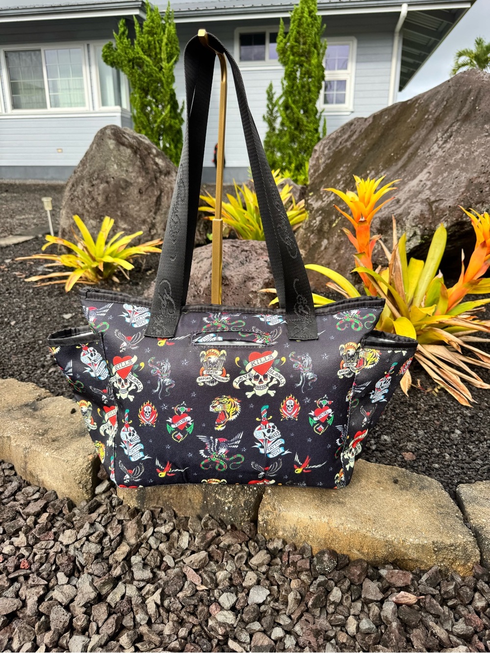Ed Hardy NWT Thermal Lunch Tote Skull Tattoo Print - Picture 3 of 10